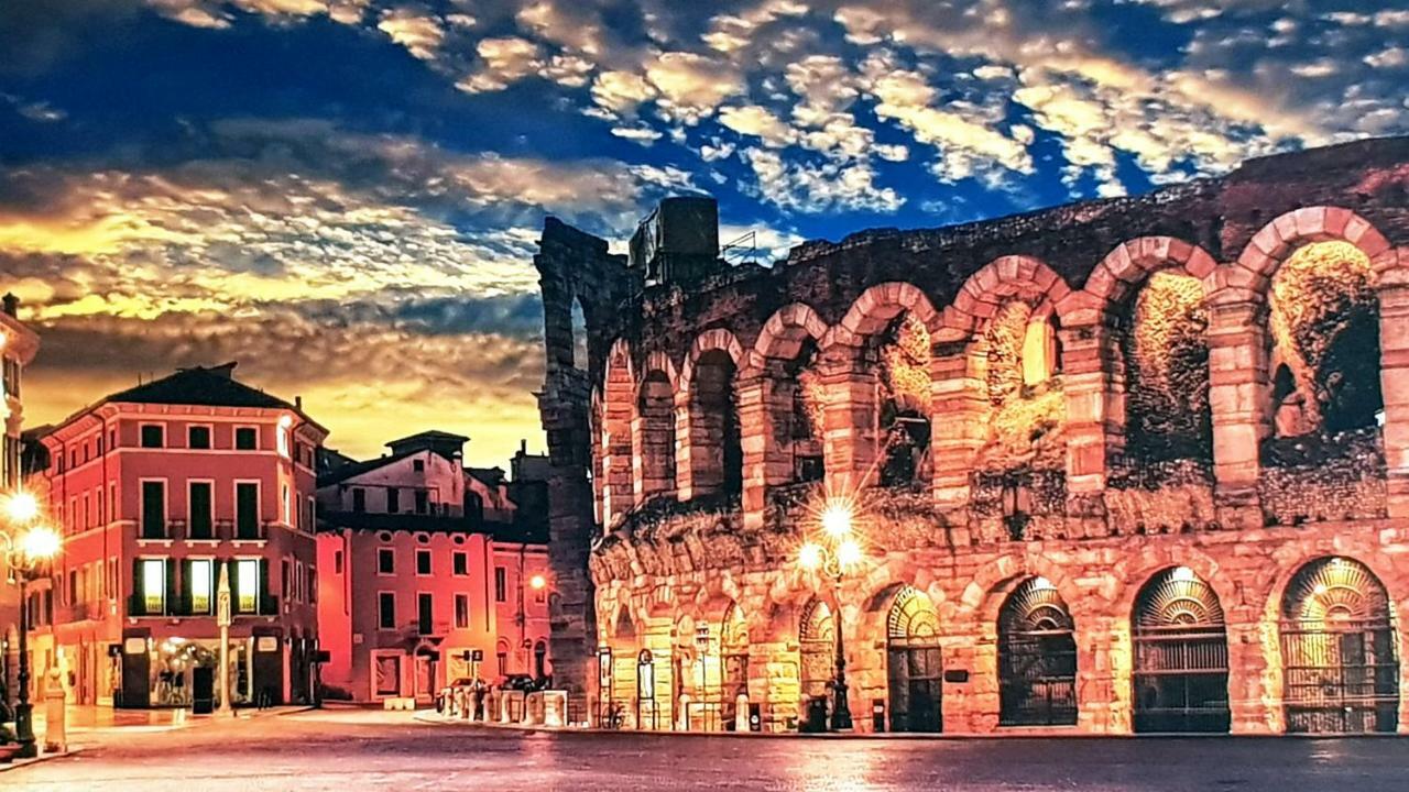 فيلا فيرونافي La Casetta Di S.Lucia المظهر الخارجي الصورة